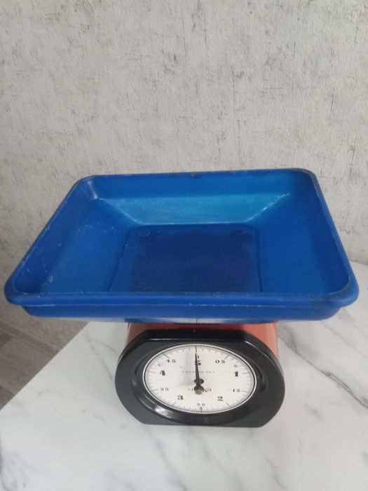 Весы и утюг срочно