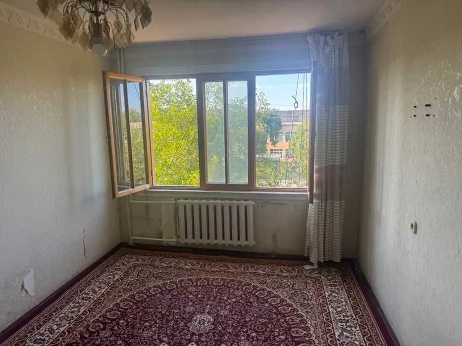 Арзон нархда 2 хонали квартира 3 каватдан сотилади Гуливер