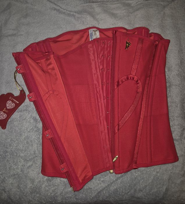 Corset rosu Contour Goddess editie limitata