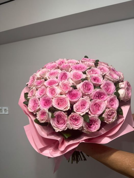 продам 51 розу. свежие срочно