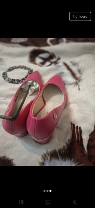 Pantofi fucsia noi zapatos ,se potrivesc mai mult la 39