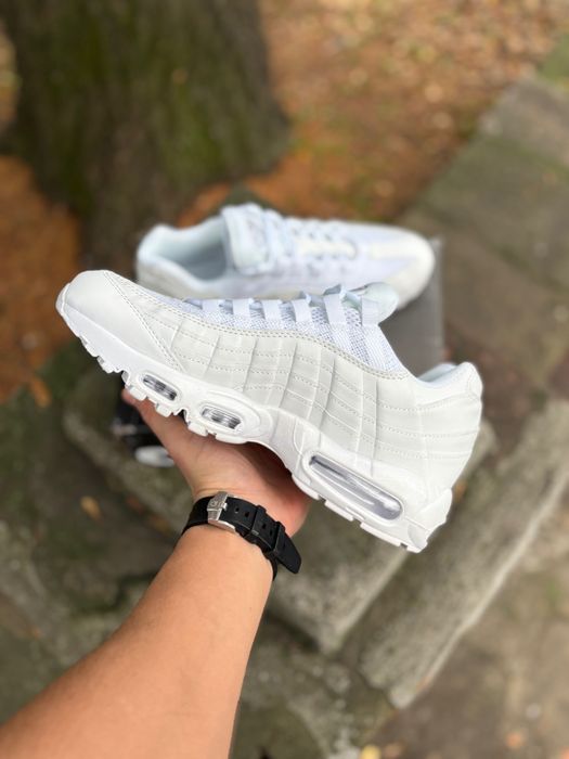 Nike air max 95 | Black & White [44 & 43]