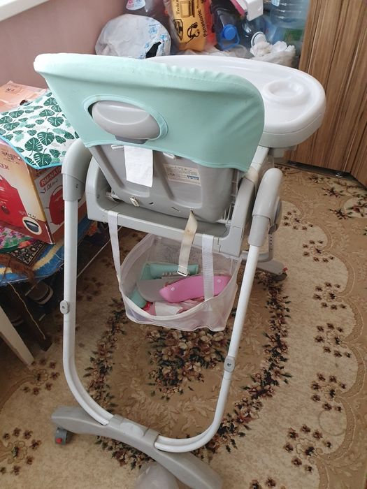 Продам детское б/у кресло