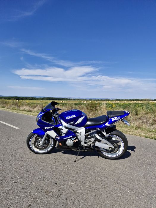 Vând Yamaha r6 2001