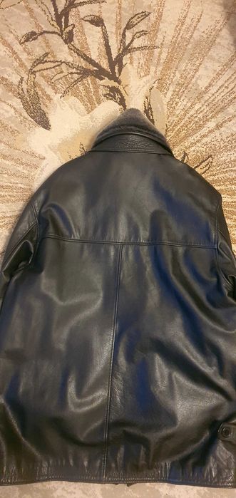 Естестнета  Кожа Зимно   Мъжко Палто !