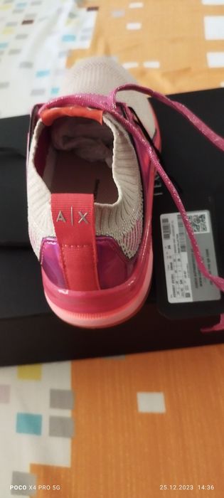 Vând adidași dama Armani exchange mărimea 36