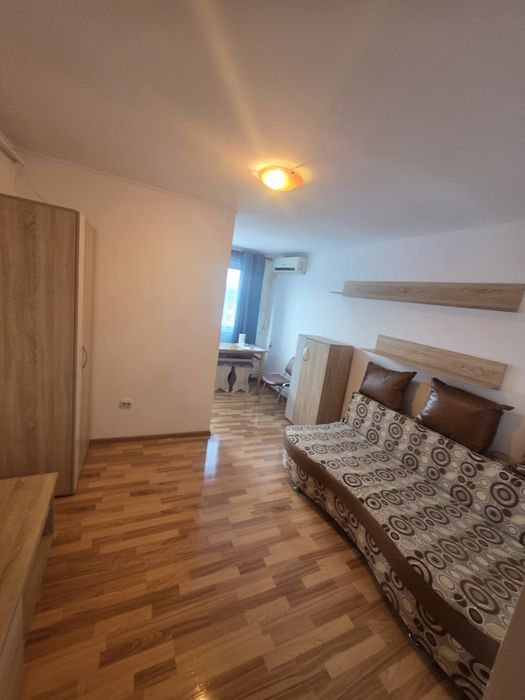 Închiriez garsoniera in zona sud c.t