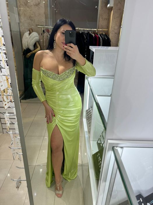 Rochii de inchiriat de la 150 lei