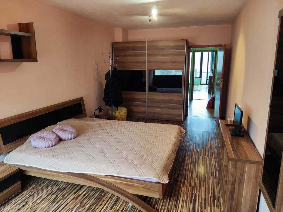 Собственик отдава под наем Двустаен апартамент в кв.Левски 1