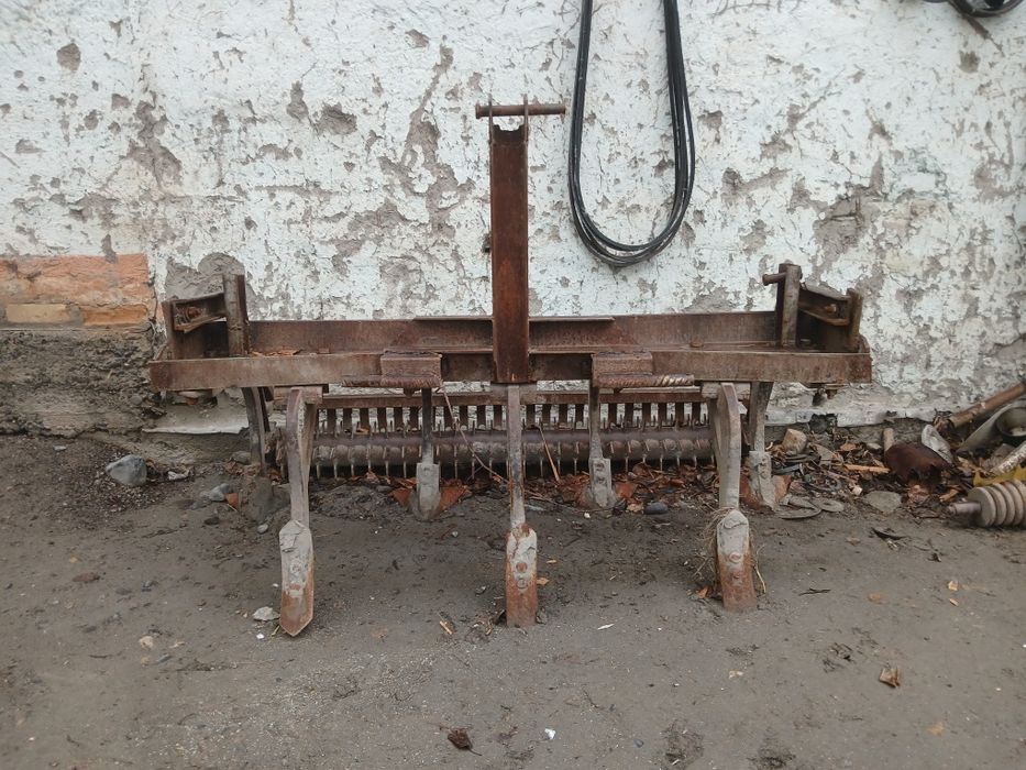 Chizil tuproq maydalagichi ham bor