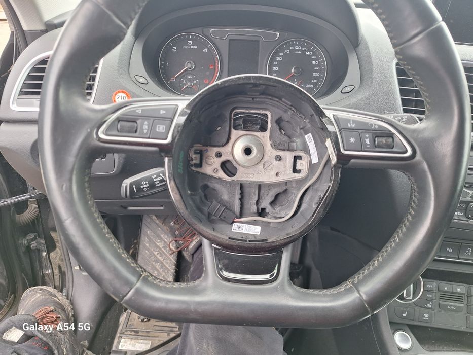 Volan teșit sport Audi Q3 fără airbag