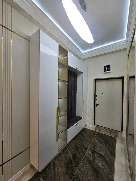 Район с развитой инфраструктурой, ориентир — Чиланзар, Ц-квартал 78м2;