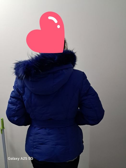 Vând geacă dama cu puff  la interior ,pt iarnă