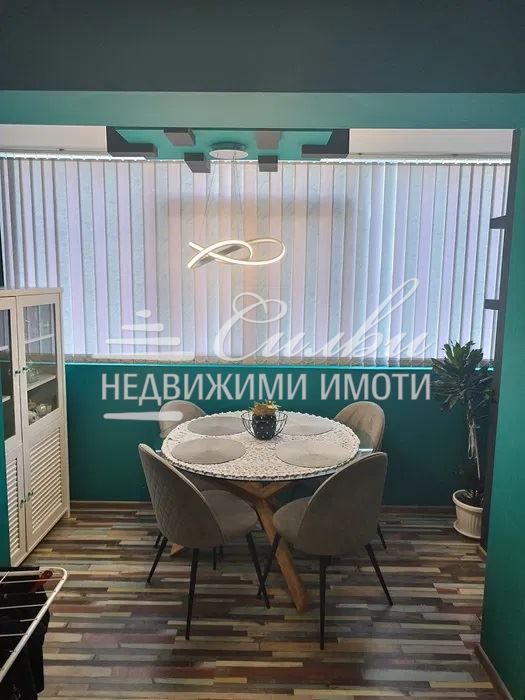 Обзаведен ЧЕТИРИСТАЕН апартамент - кв. Тракия