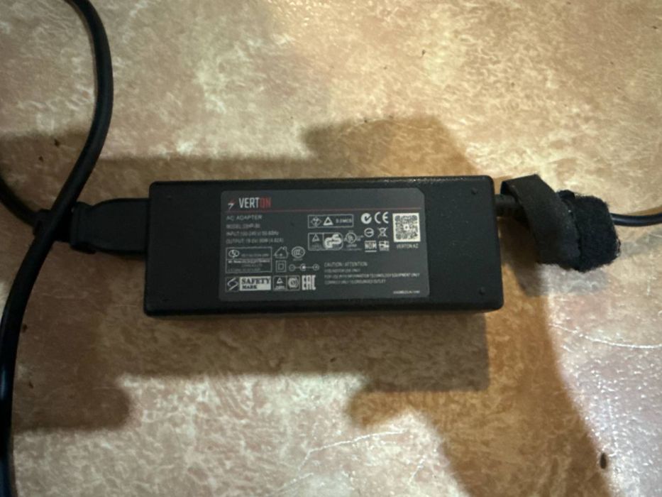 Продам Ноутбук HP desktop-enb3van