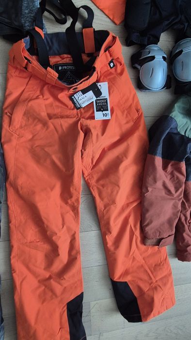 Costum schi/ snowboard baieti