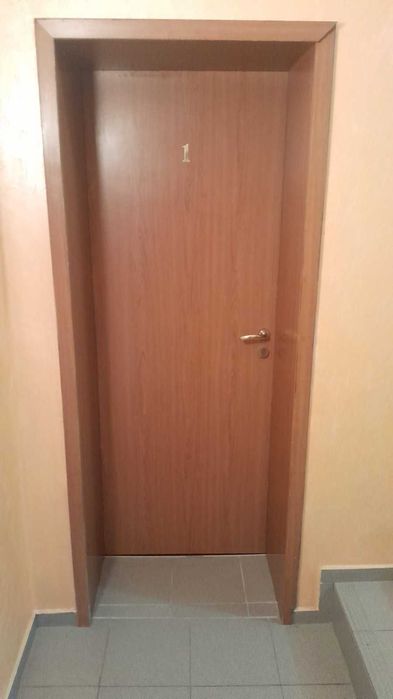 Интериорни врати