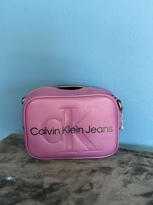 Дамска чанта Calvin Klein