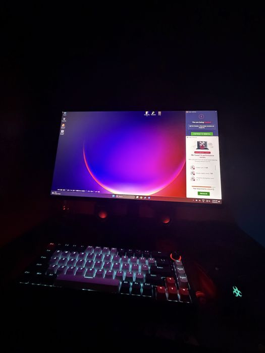 Vand/schimb pc (tot setup ul ) de gaming