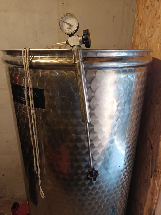 Butoi inox vin 500 Litri