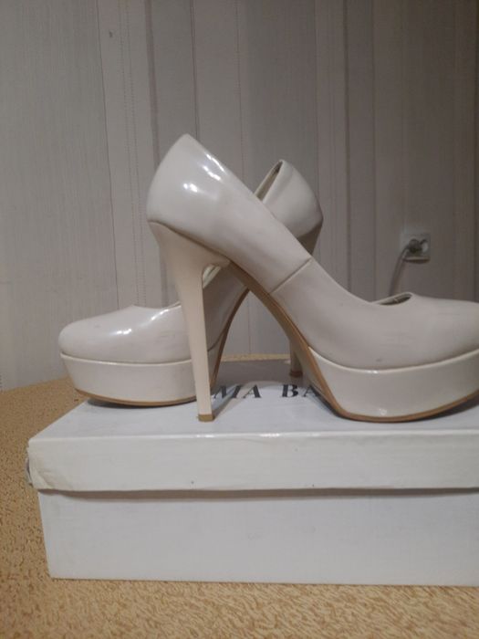 Обувь женская распродажа.