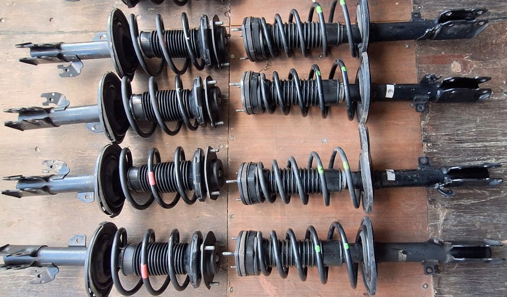 Амортизаторы камри 40-45