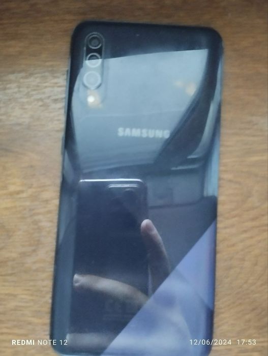 A30s  sotiladi xotira. 64gb