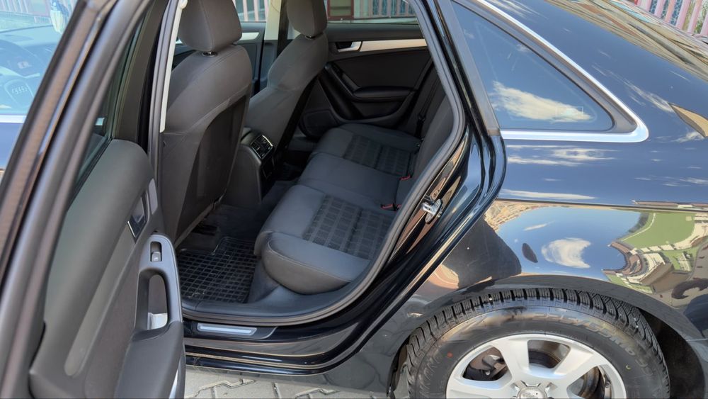 AUDI A4 2011 — imagine 4