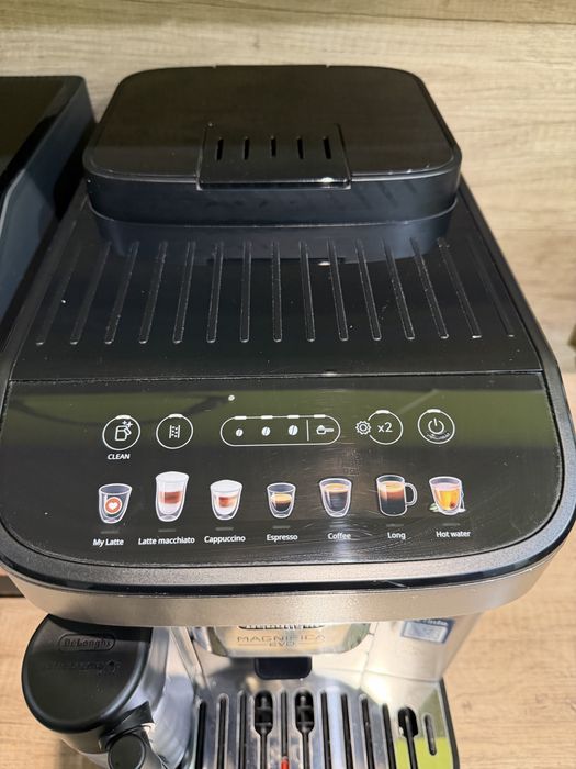 Кафеавтомат Delonghi Evo  Ecam 290.81  в гаранция