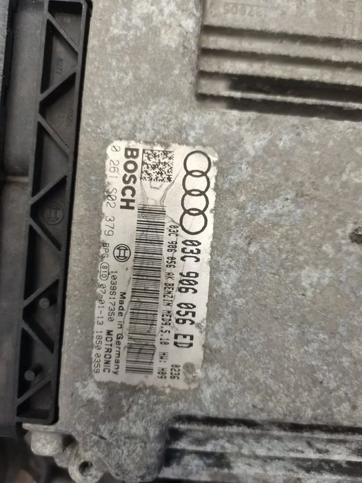 ECU Calculator motor Audi A3 1.6 03C906056ED 0261S02379 MED9.5.10 BLF H09