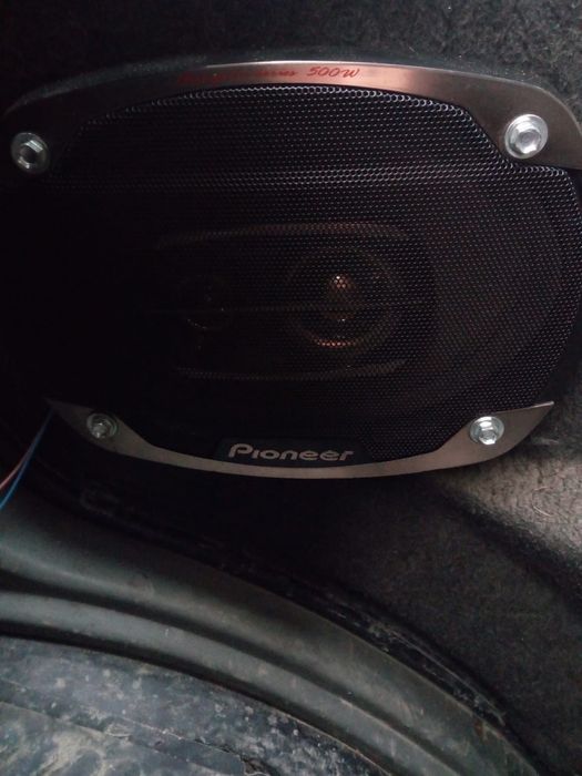 Продам магнитофон и калонку