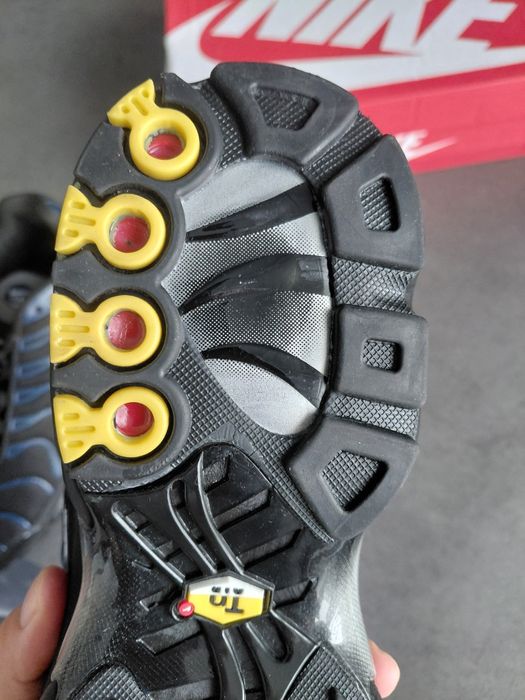 Adidași Tn uri Nike