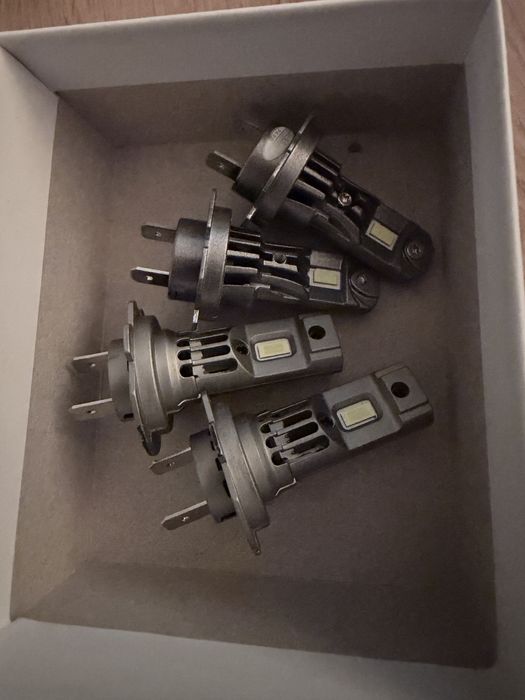 Vand becuri h7 led 1-1 cu cele halogen cu ventilator integrat