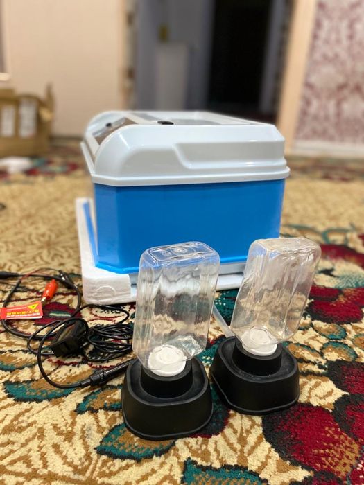 Инкубатор 16яйцаа