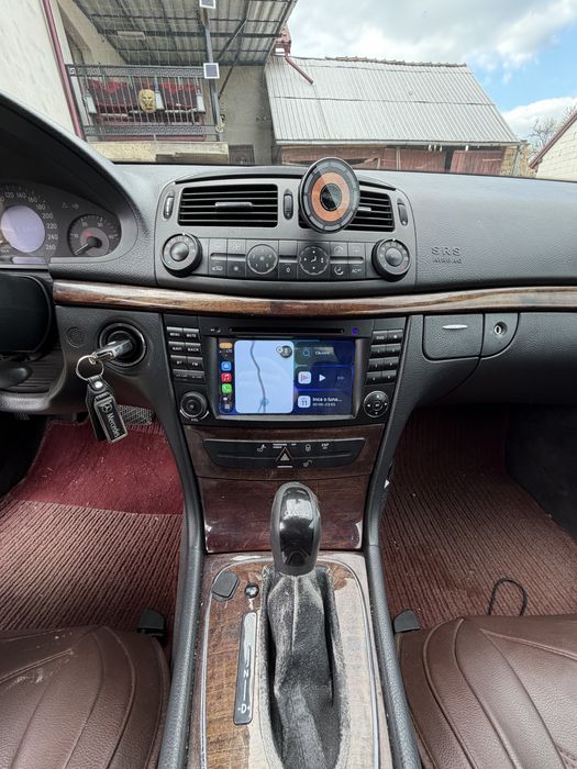 Mercedes E220 CDI W211