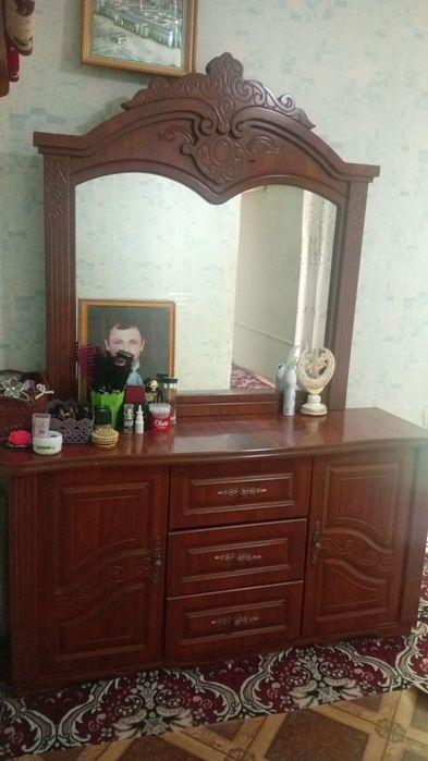 Спальный гарнитур срочно арзон сотилади