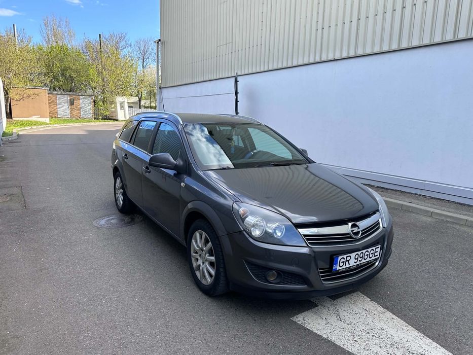 OPEL Astra 2011 — imagine 2