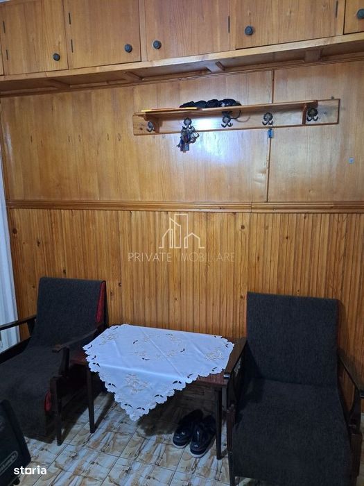 Apartament 3 Camere Mobilat De Vanzare, Str Petru Dobra, Dambu