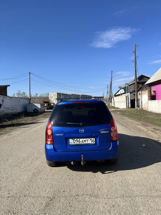 Продам авто мазда премаси