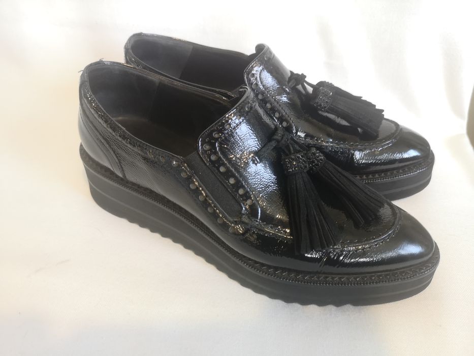 Zinda, обувки естествен лак, номер 39