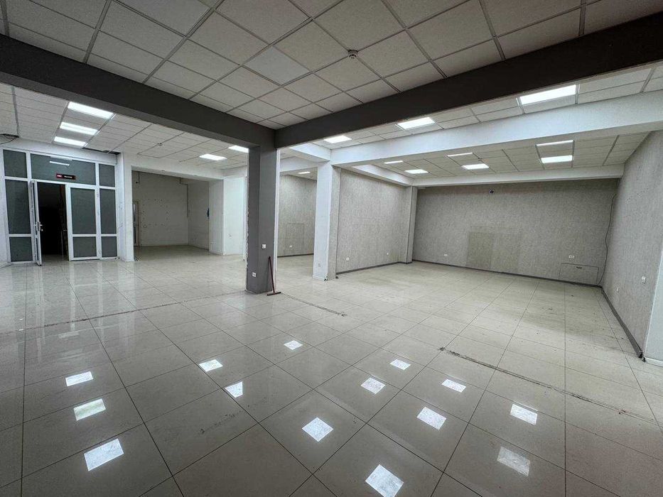 Аренда 300 м²: Офис с панорамными окнами + Кухня. БЦ Semurg