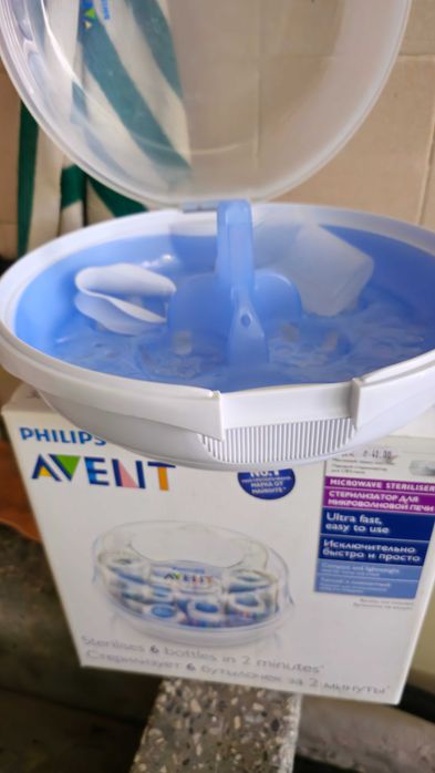 Стерилизатор за микровълнова Philips AVENT за 6 броя шишета