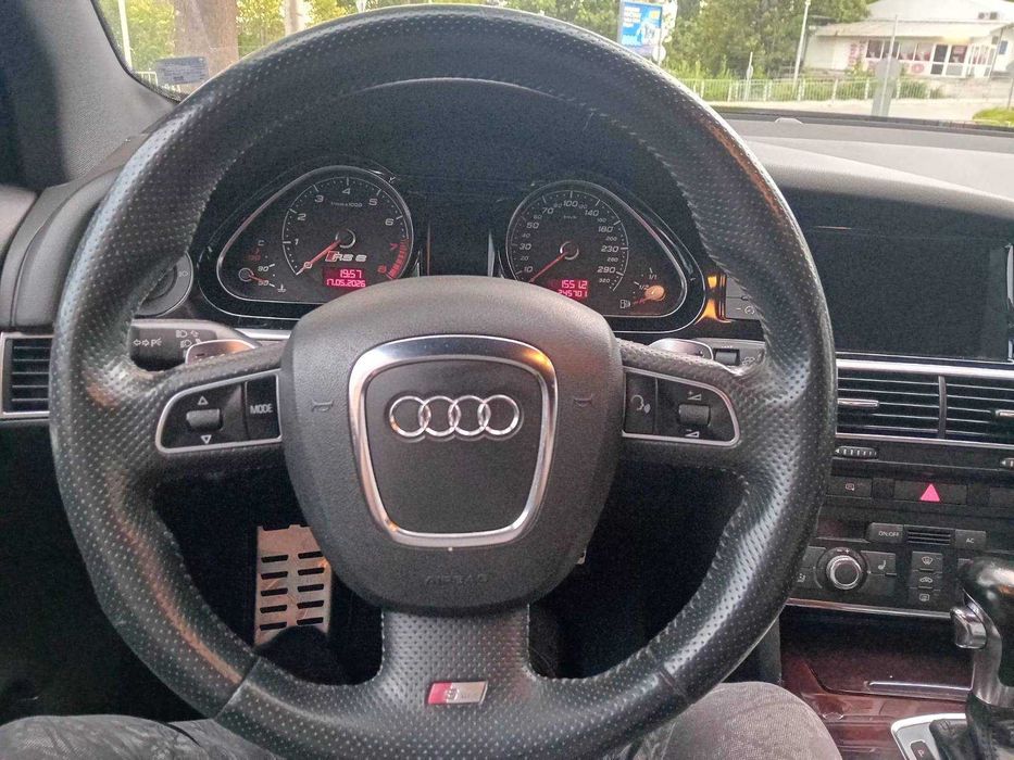 Волан Ауди А6 RS 6 2010