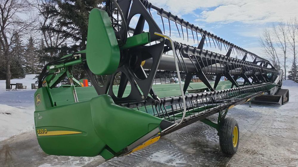 Жатка John Deere 930D