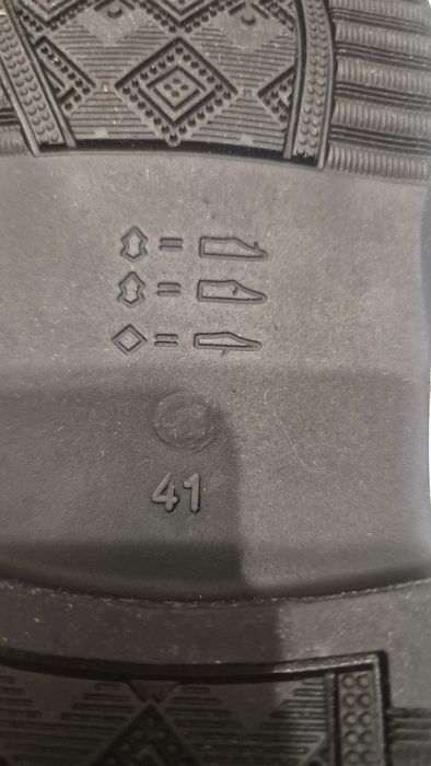 Новые туфли р.41