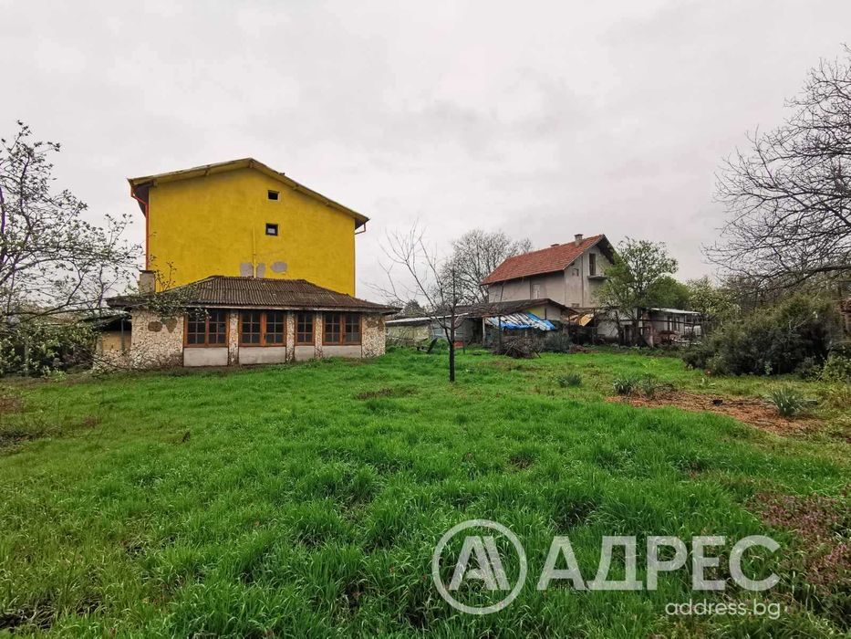 Продава се Къща в с. Ново село, Област Русе - 249 кв.м за 398 €/кв.м - Снимка #3