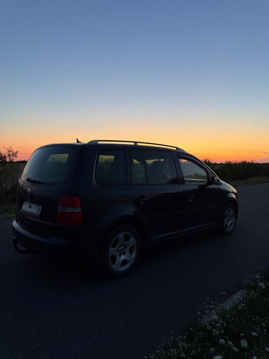 VOLKSWAGEN Touran 2006 — imagine 5