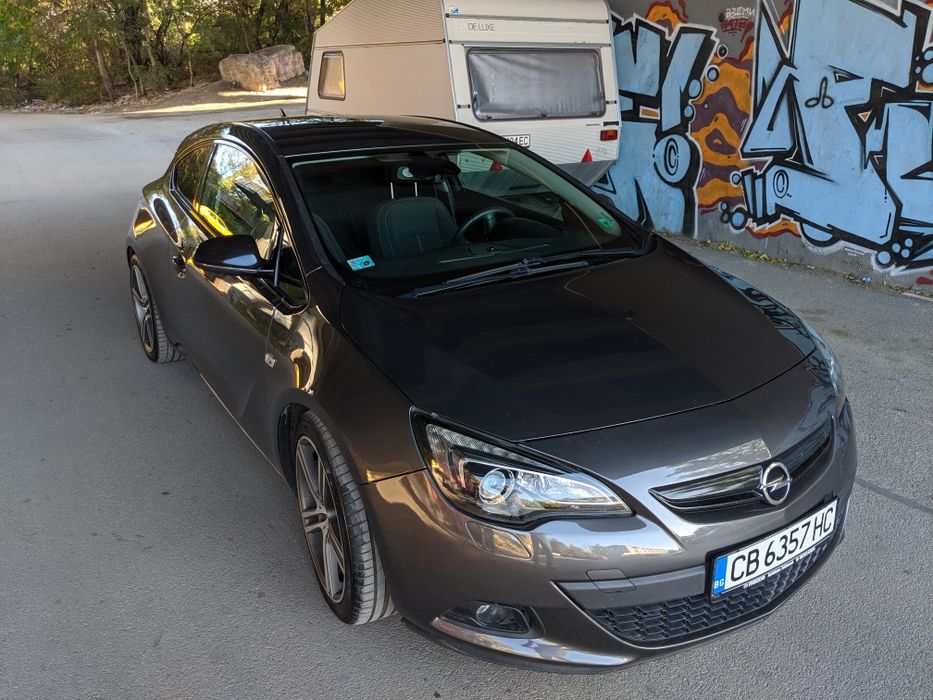 Opel Astra J GTC