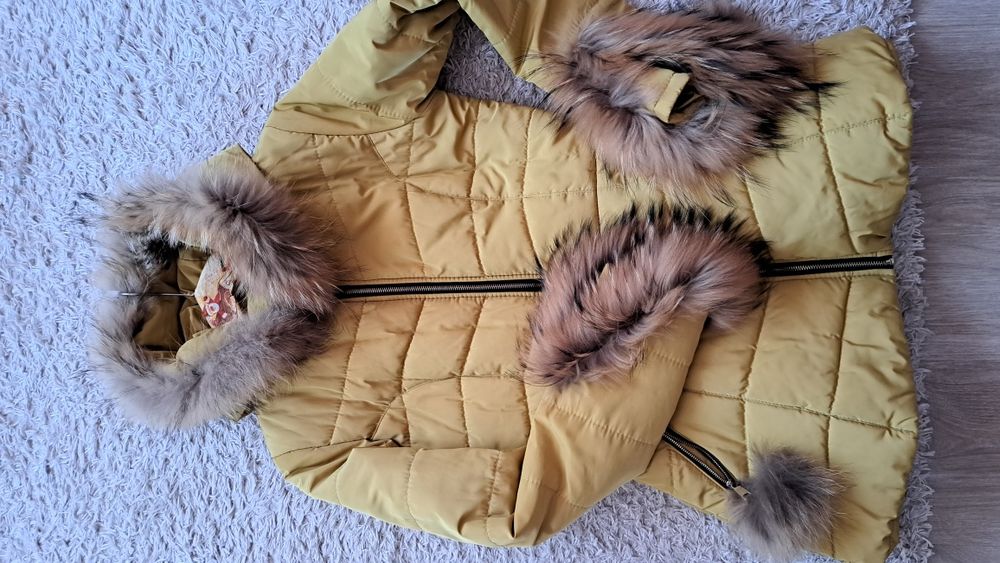 Красиво зимно яке с естествени пухчета