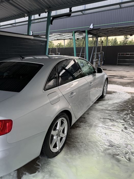 AUDI A4 0 — imagine 3